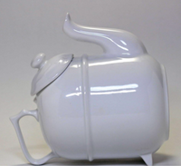 Tilting Teapot White Porcelain Ronnefeldt